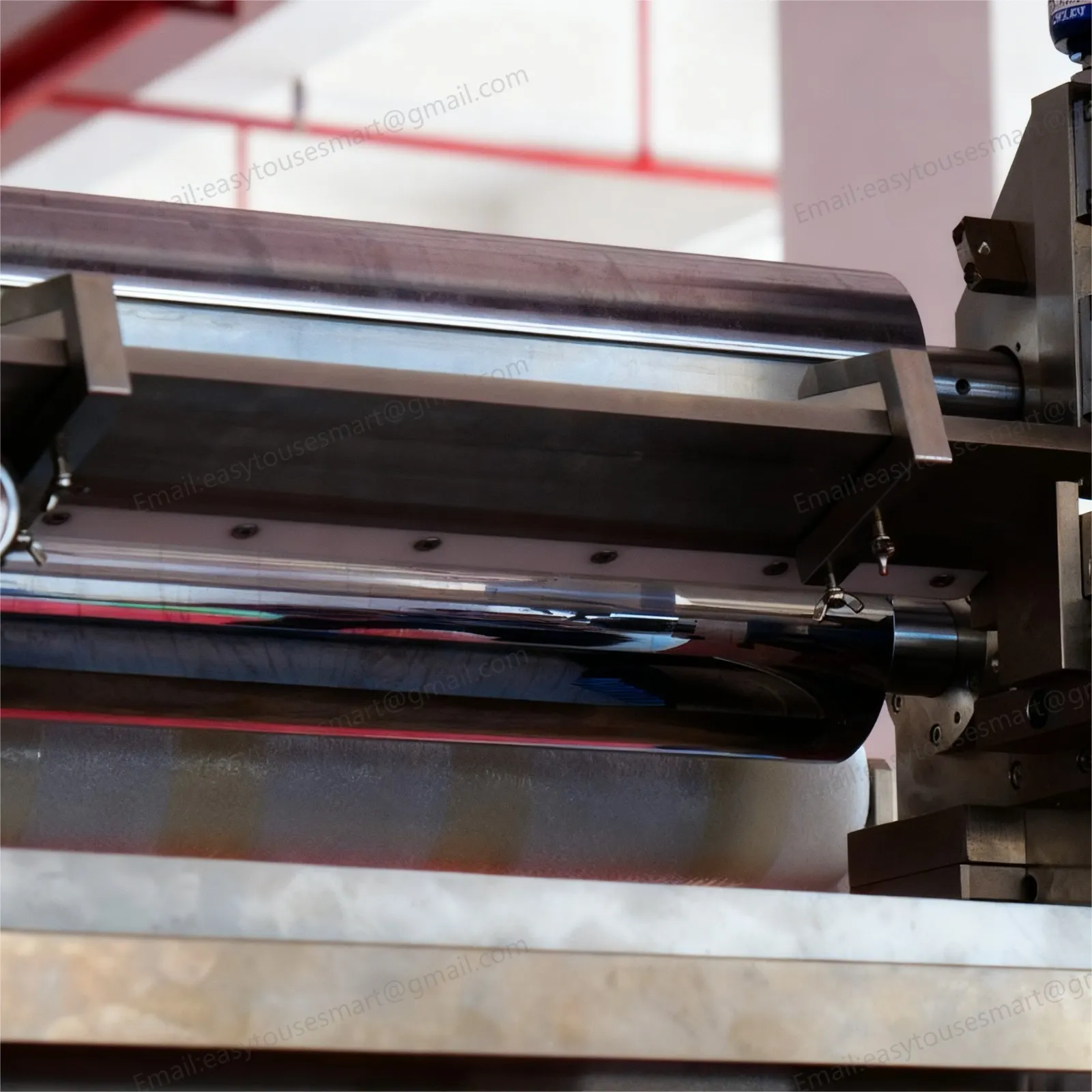 Small roller coating machine (3).jpg